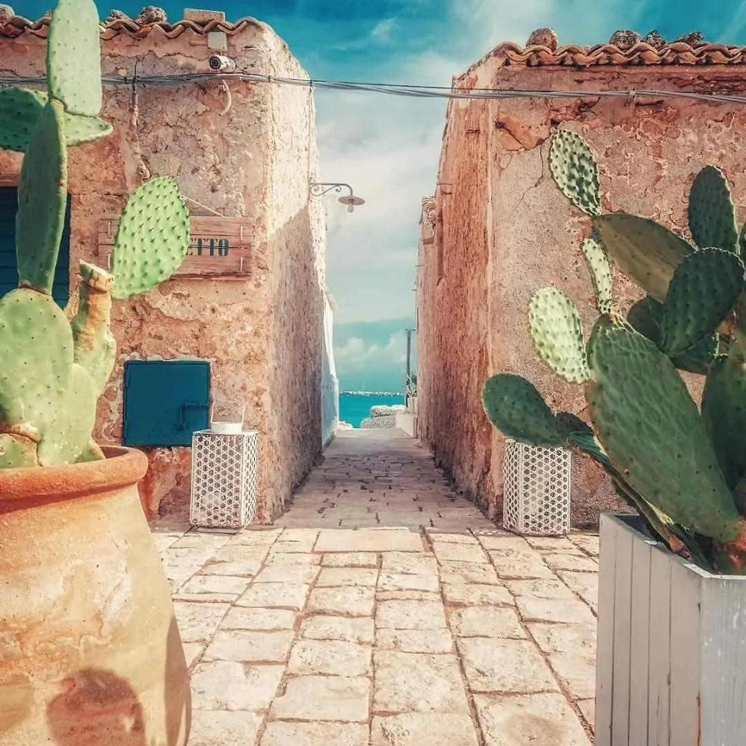 Casa Bonita Tiny House Apartment Pachino 0*,